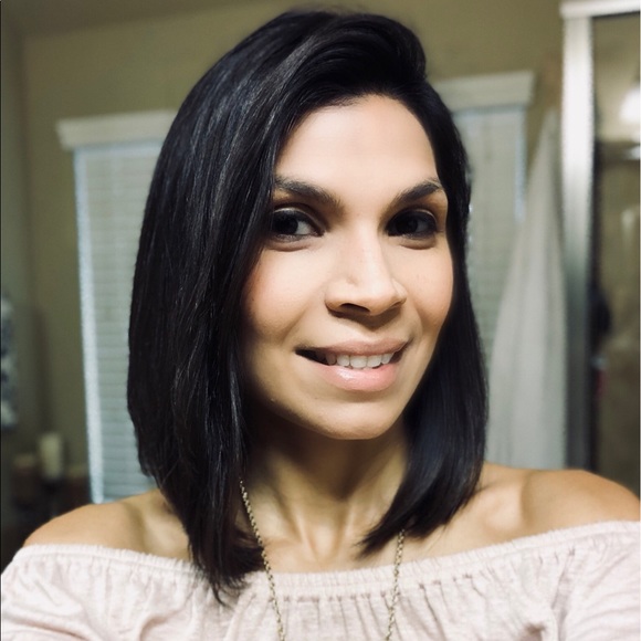 Meet your Posher, Maria - Picture 2 of 2